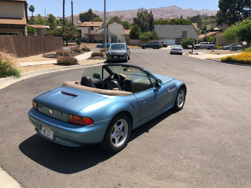 Illustration for article titled At $2,100, Could This 1997 BMW Z3’s Price Outweigh Its Problems?